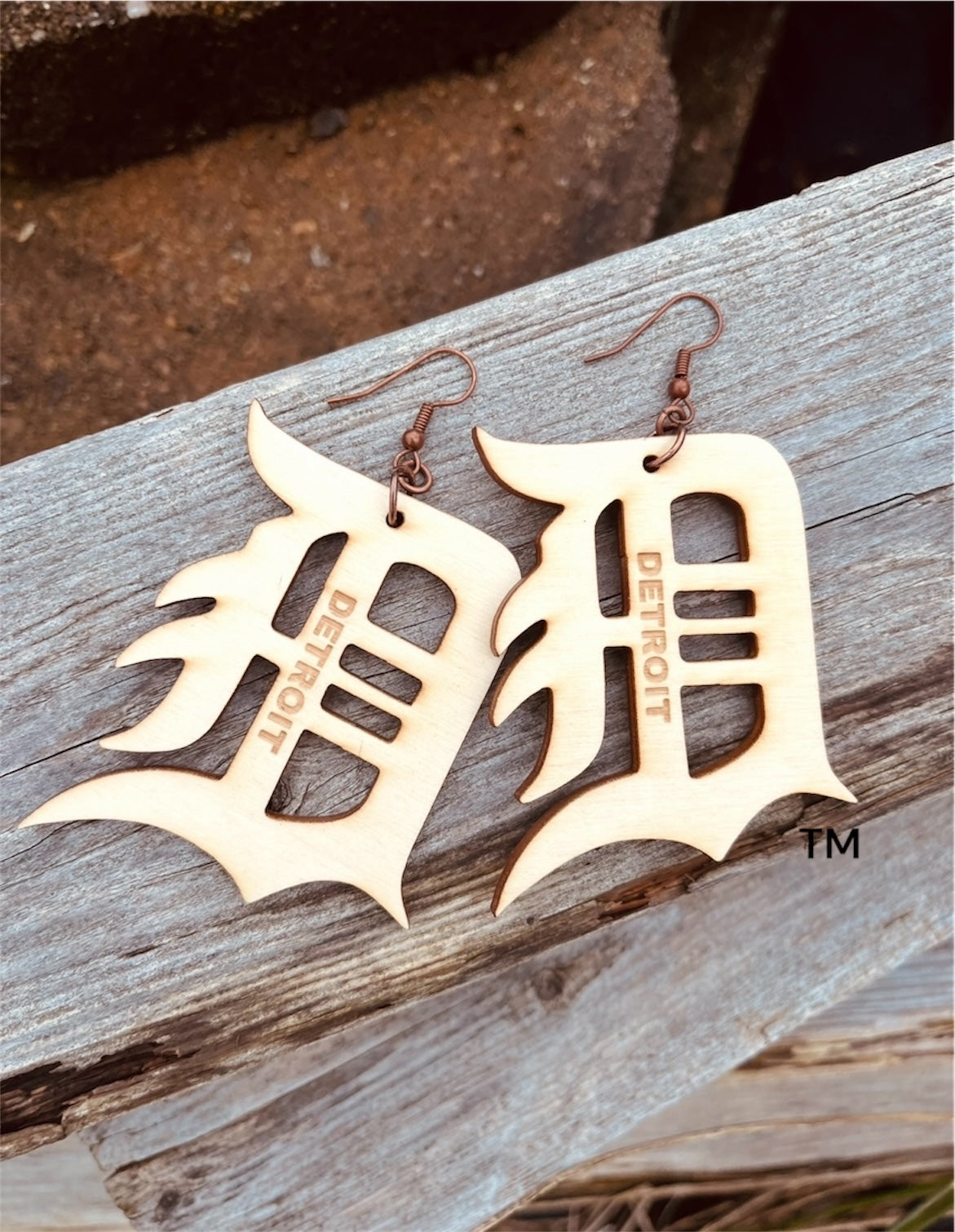 Old English D Wood Detroit Style