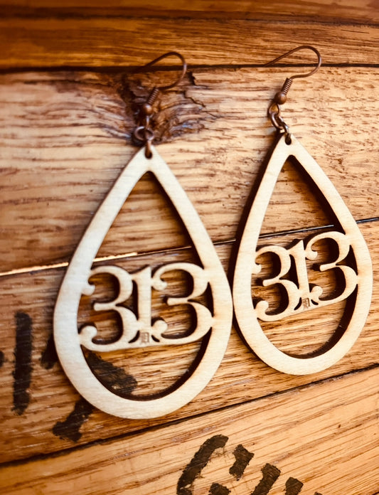 Teardrop 313 Wood & Acrylic Metallic Earrings
