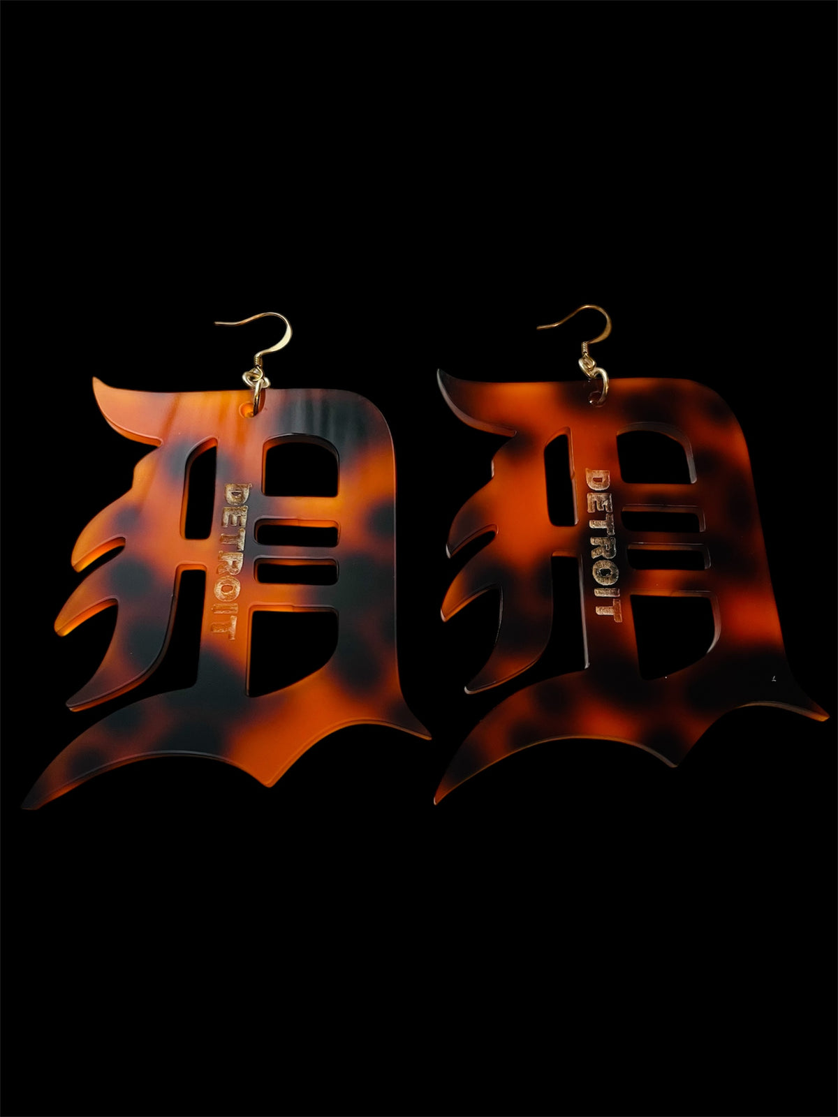 Tortoise Classic D Earrings