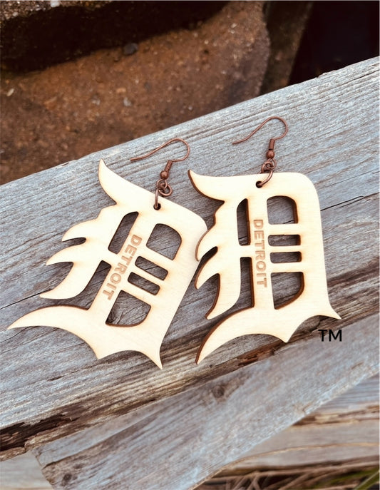 Old English D Wood Detroit Style